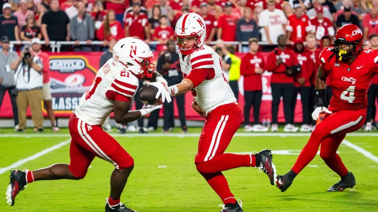 Hartzog just pulled off the play of the year