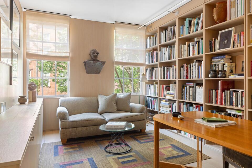 Chelsea townhouse shatters records in $13M sale