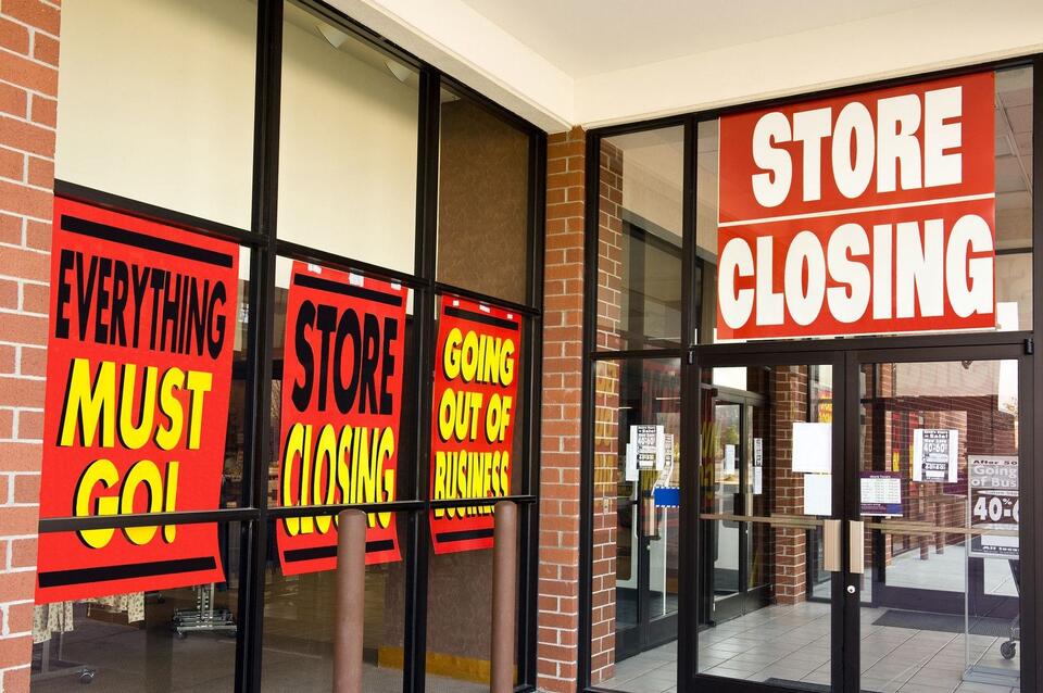 Massive sales as At Home exits Illinois