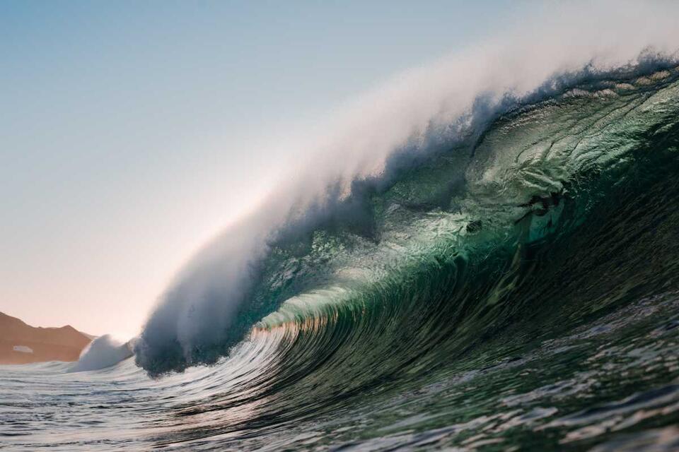 Lake Superior’s wild tsunami-like waves shock locals