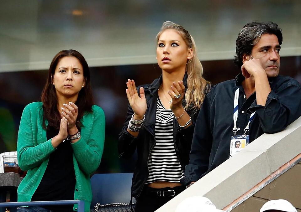 Anna Kournikova Back in the Spotlight