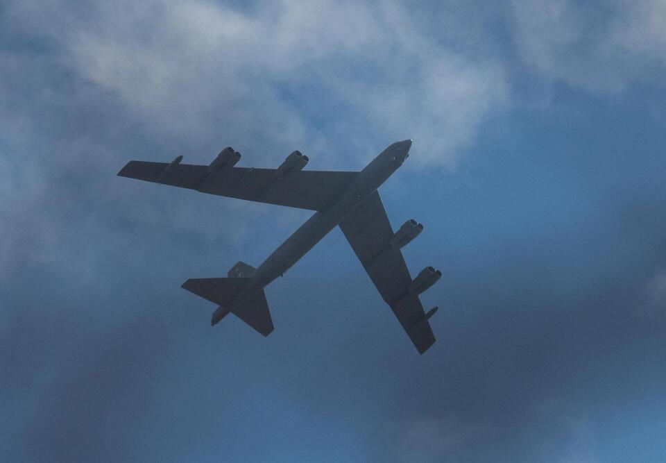 That Time a B-52 Bomber Almost Cut in Line