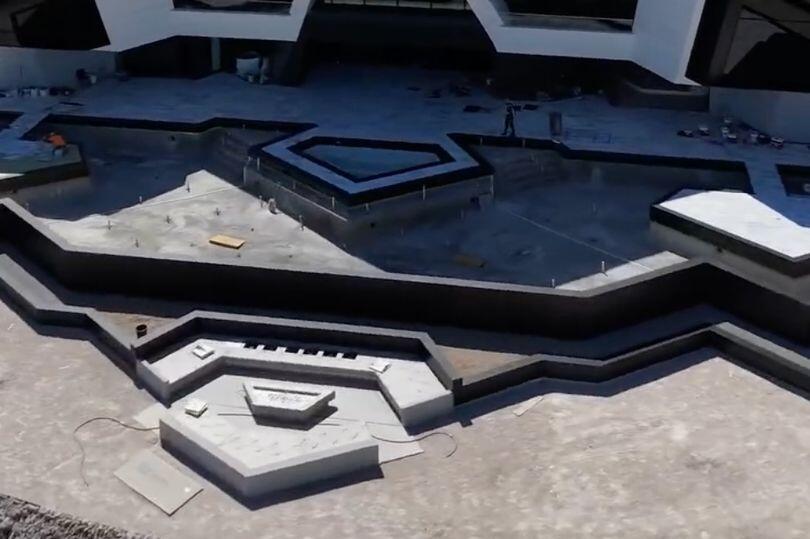 Raiders Owner’s Mansion Looks Like the Stadium?!
