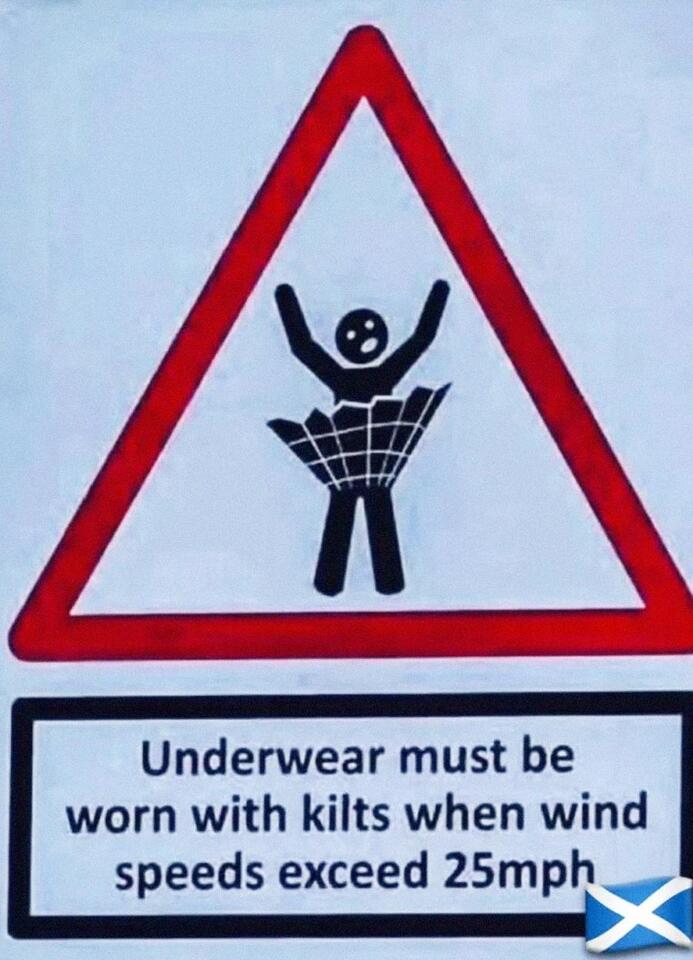 20 Signs That’ll Make You LOL IRL