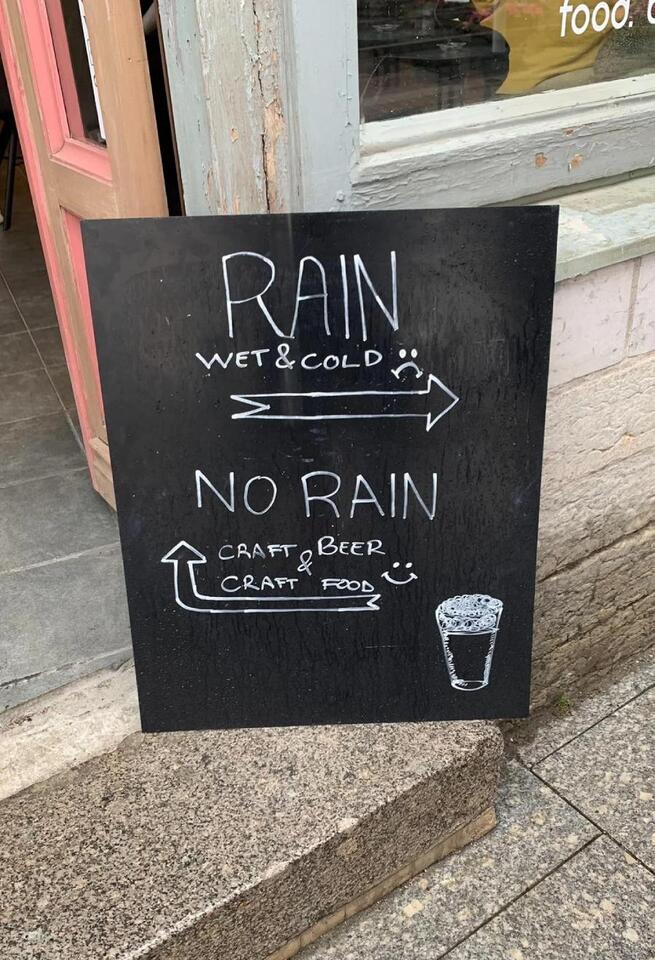 20 Signs That’ll Make You LOL IRL