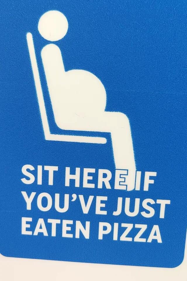 20 Signs That’ll Make You LOL IRL