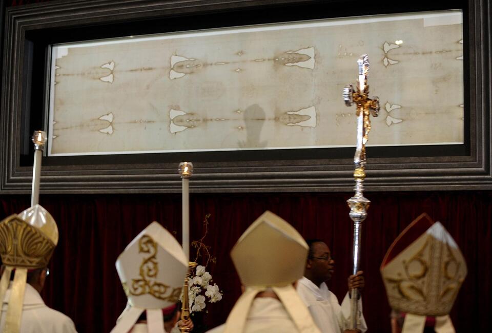 Shroud of Turin: Medieval Receipts Say It’s Fake!