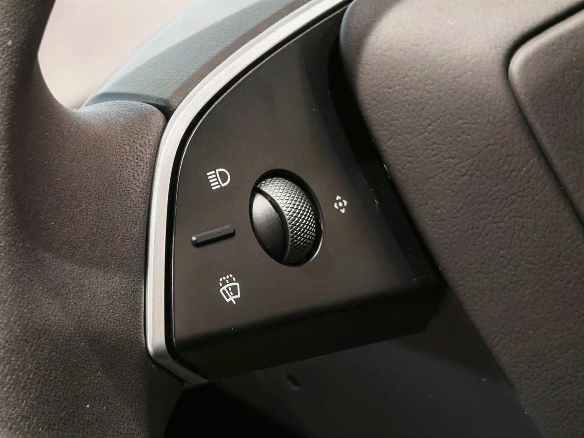 Tesla’s $348 Turn Signal Drama