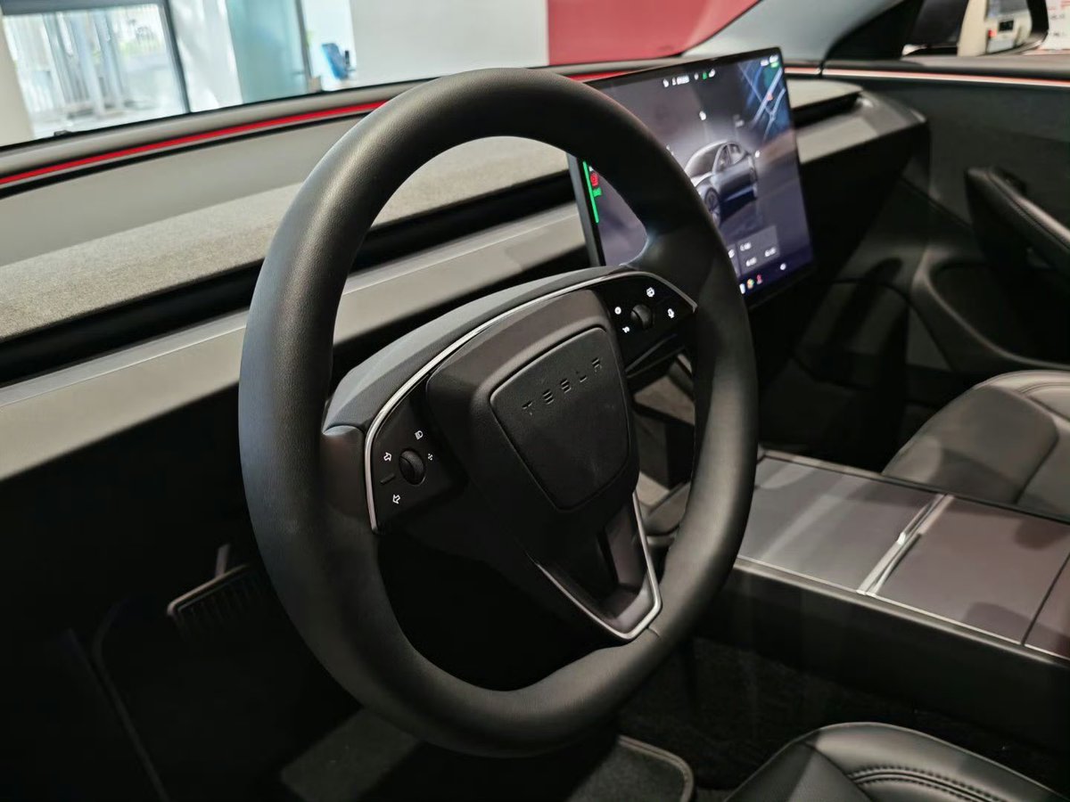 Tesla’s $348 Turn Signal Drama