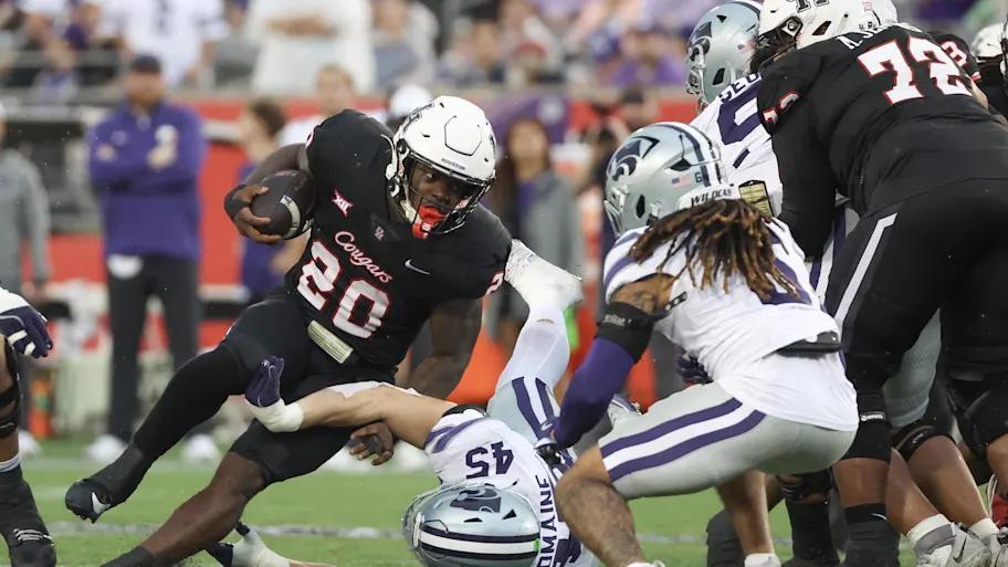 Houston Cougars kick off season with dominant shutout