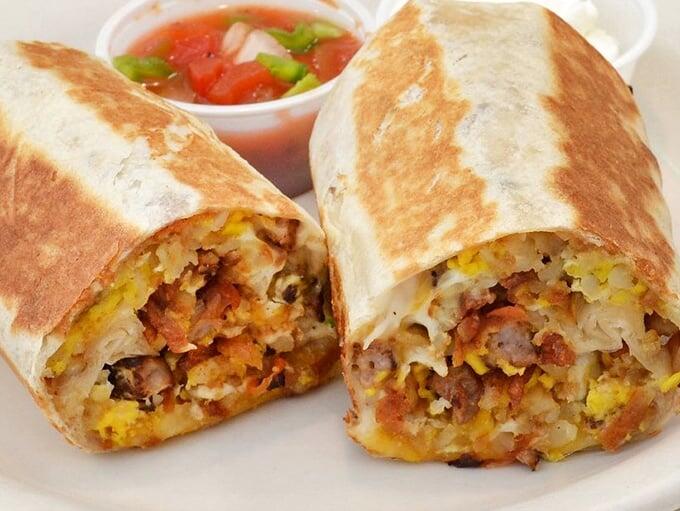 Champaign’s 24/7 breakfast burrito legend