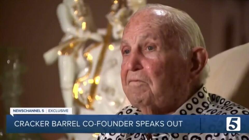 Cracker Barrel’s Logo Drama: $100M Lesson
