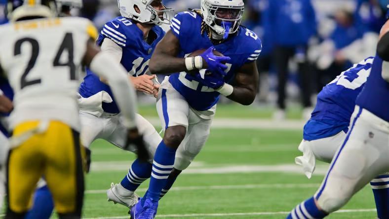 Steelers Bring Back Buckeye Trey Sermon