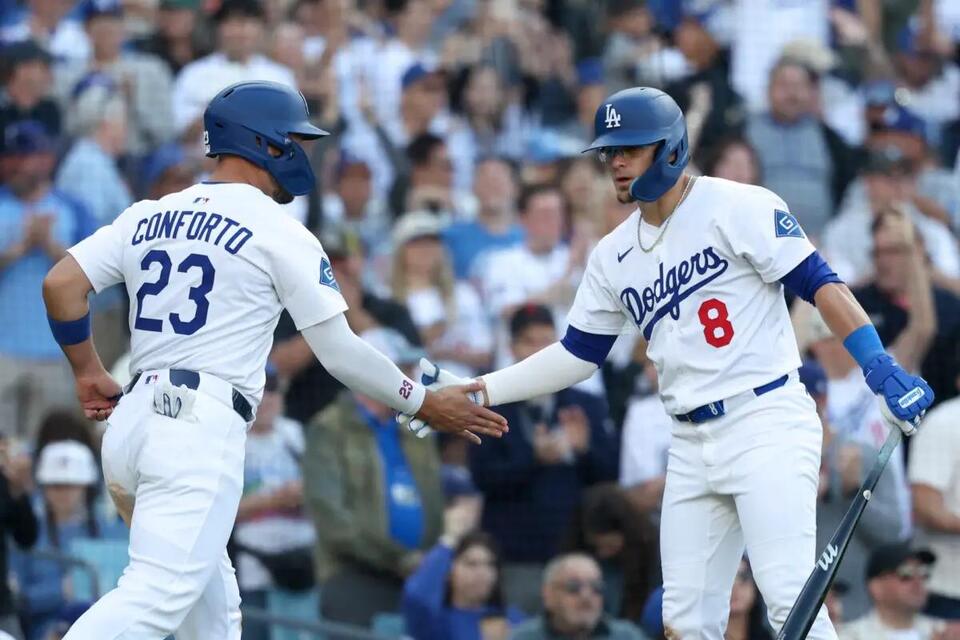 Dodgers vs Padres: NL West Sprint Heats Up