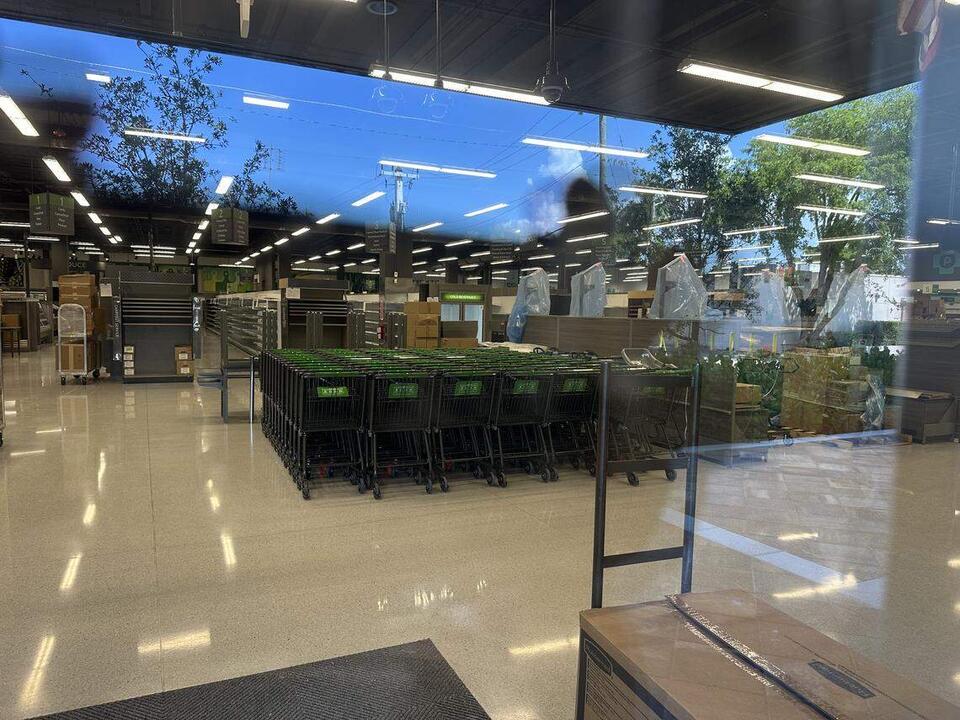Coral Gables gets two Publix stores side by side!
