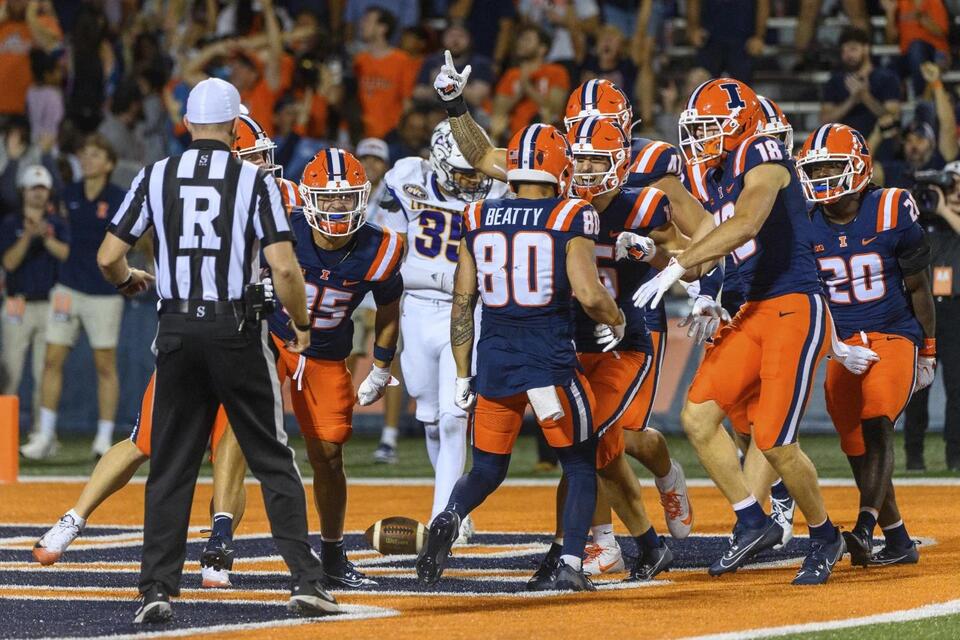 Illinois football’s historic punt return shakes up season opener