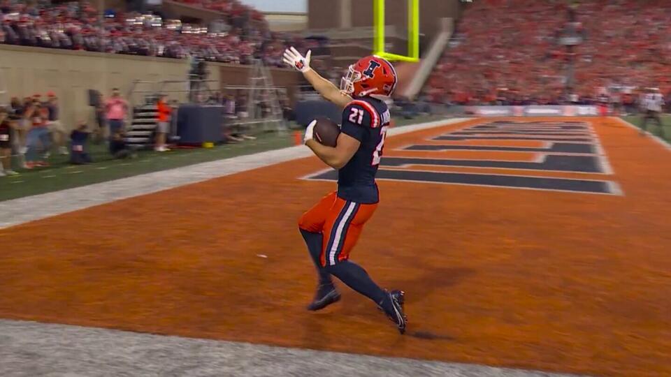 Illinois football: Laughery’s 25-yard TD ignites Memorial Stadium