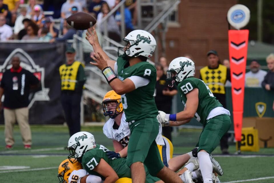 Allen Park’s late surge stuns Trenton in Detroit