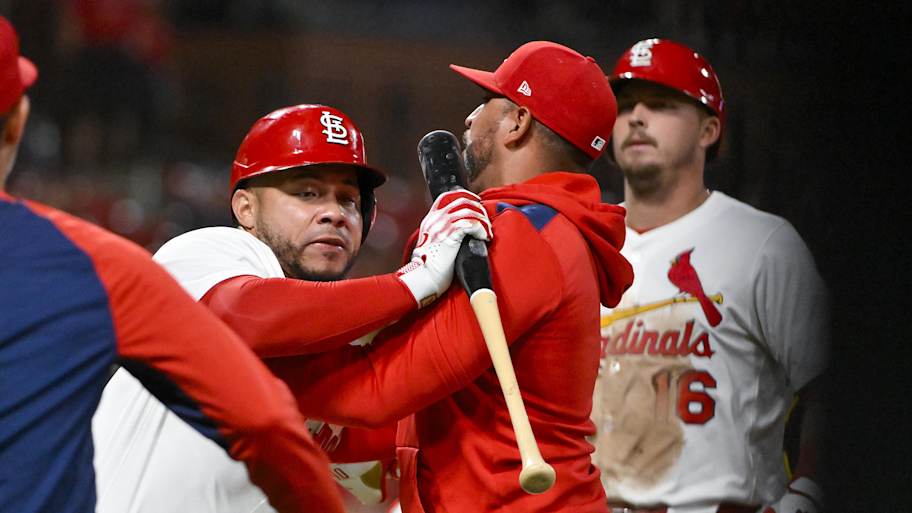 Cardinals went from heroes to zeros