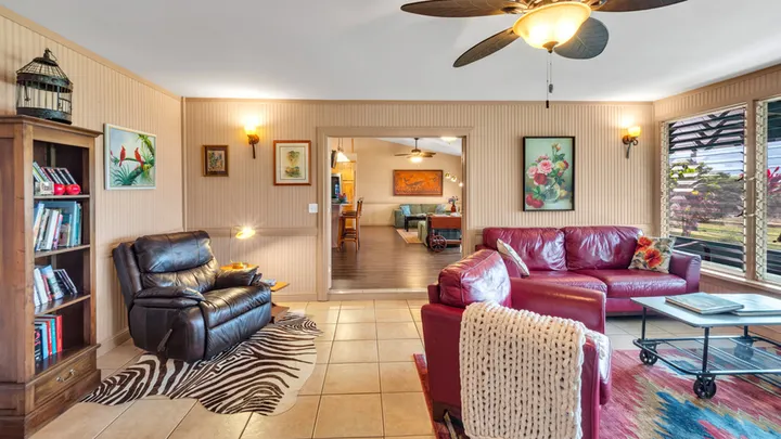 Would You Buy Roseanne’s Hawaiian Farm?
