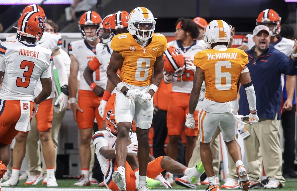 Tennessee’s new QB silences doubters in style