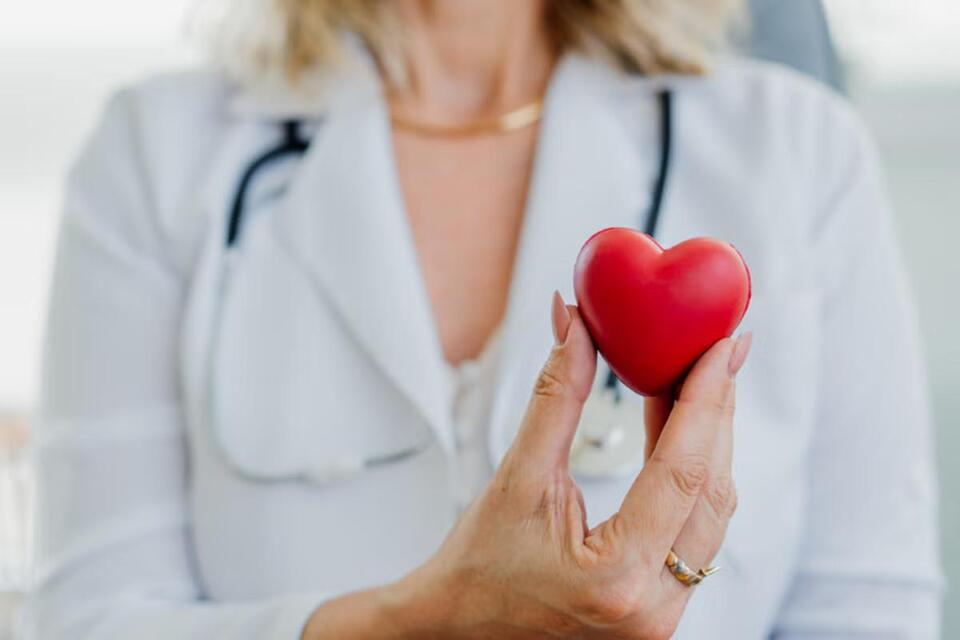 Aspirin Out, Clopidogrel In? Heart Med Shakeup