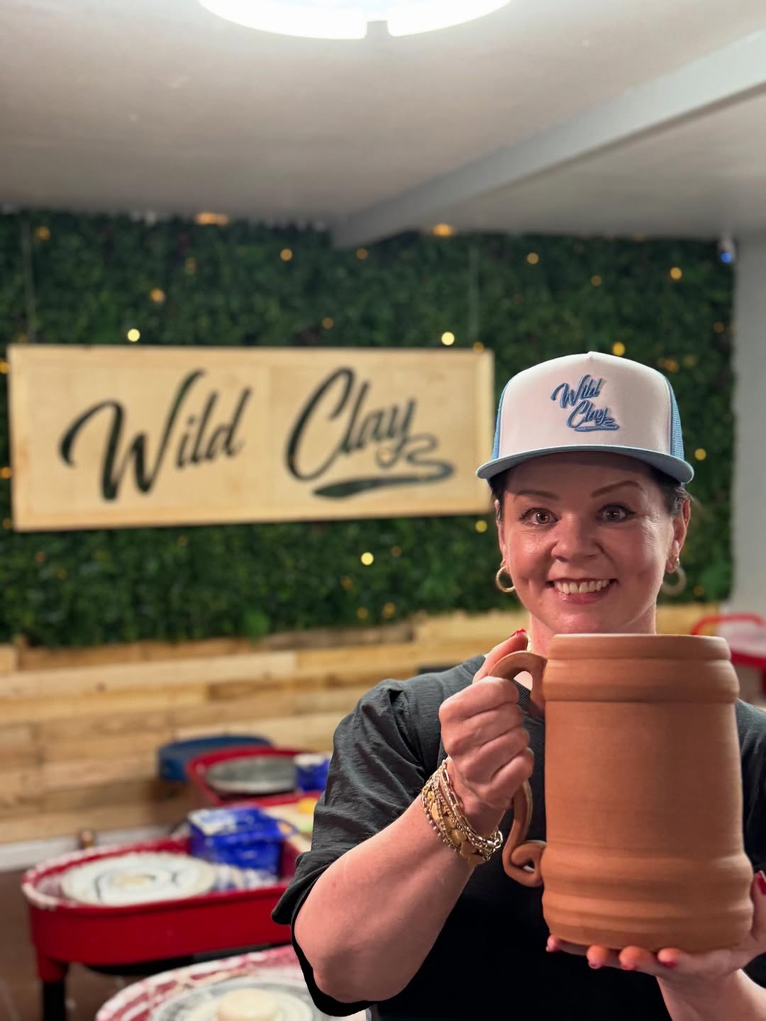 Melissa McCarthy’s Pottery Glow-Up!