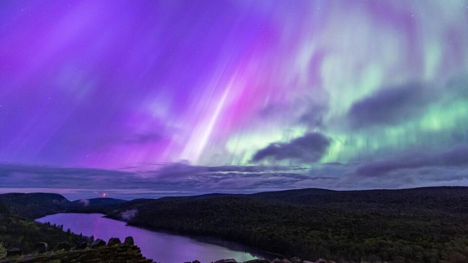 Labor Day Aurora Borealis Incoming?!