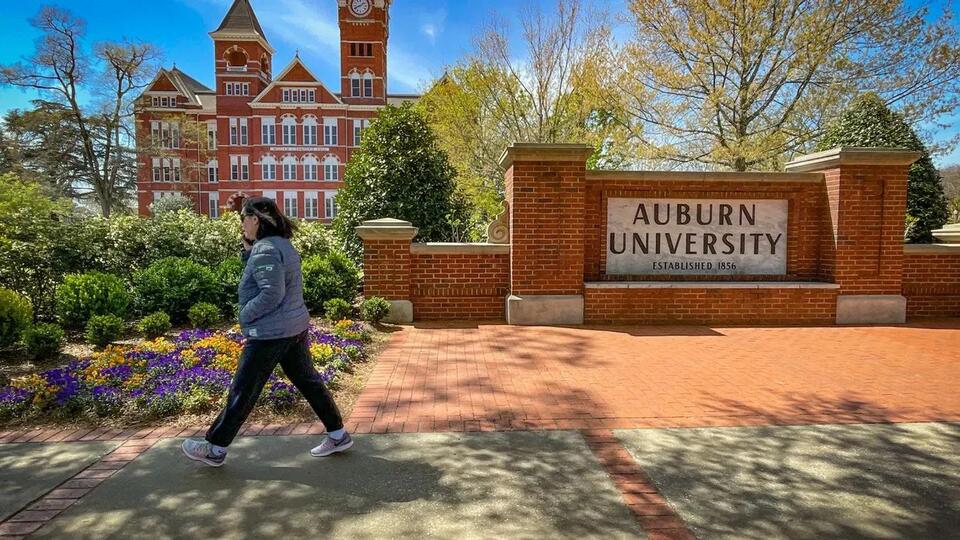 Auburn students on alert after drugging reports