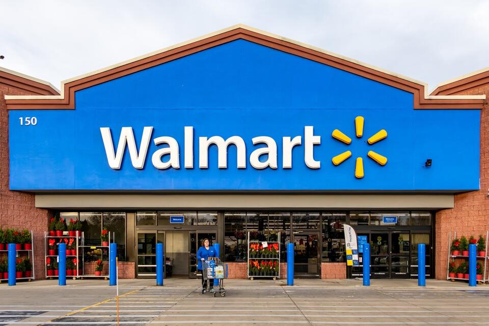 Walmart Labor Day Hack: Open for All Errands!