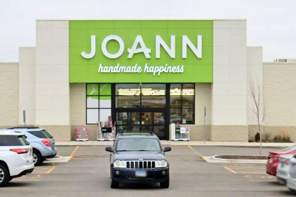 Why Your Favorite Stores Are Disappearing