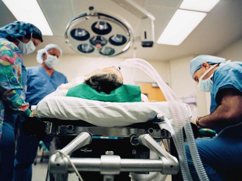Miracle recovery: Mom wakes after 7-month coma