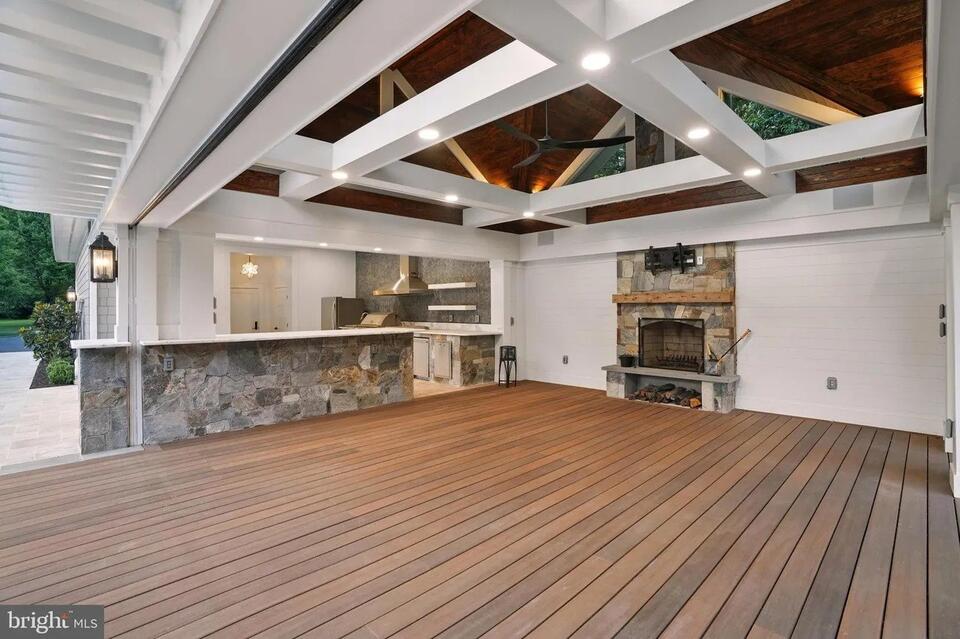 Inside Jonathan Allen’s luxury Virginia home sale