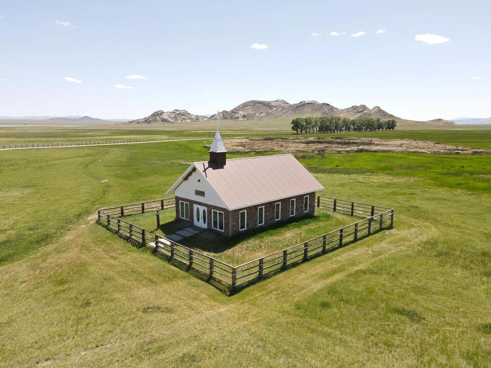 Why Rich Folks Are Buying Up Ranches
