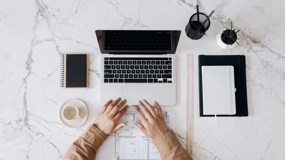 $55K for a NYC Assistant? Internet Says Nope
