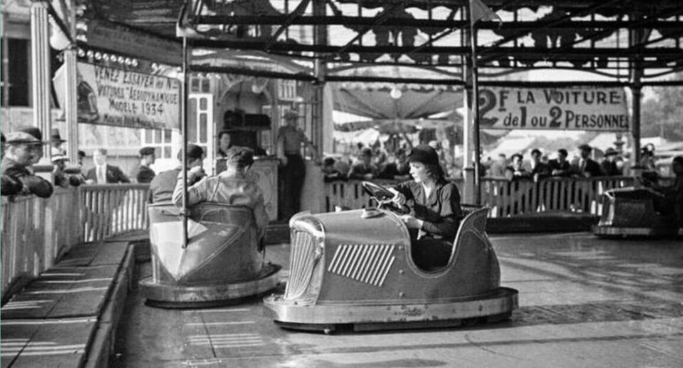 You Won’t Believe 70s Amusement Park Chaos