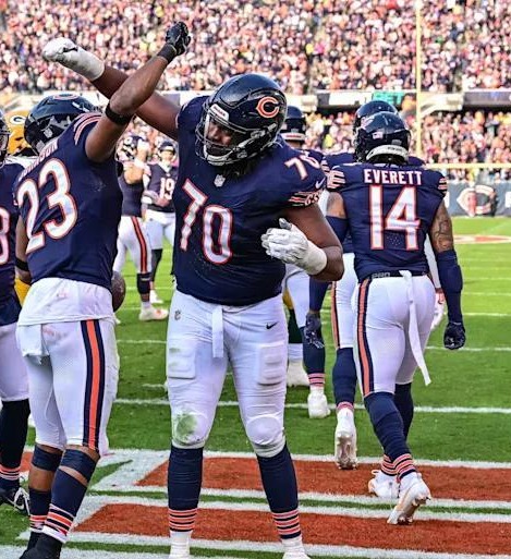 Chicago Bears shake up: Johnson out, Monangai in