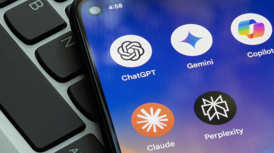 Stop Closing Apps—Android Outsmarts You