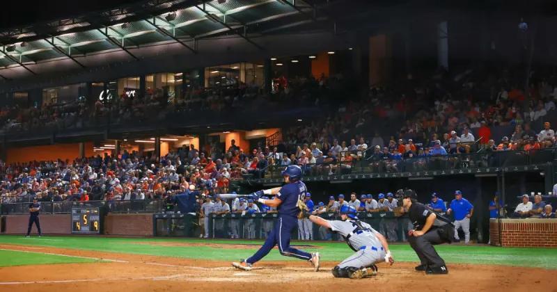 Banana Ball All-Stars bring wild show to Auburn