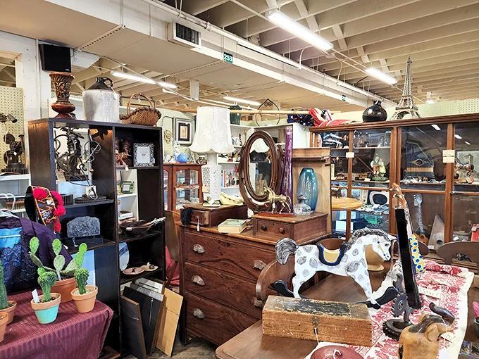 Bloomington’s antique mall: A treasure hunt every visit