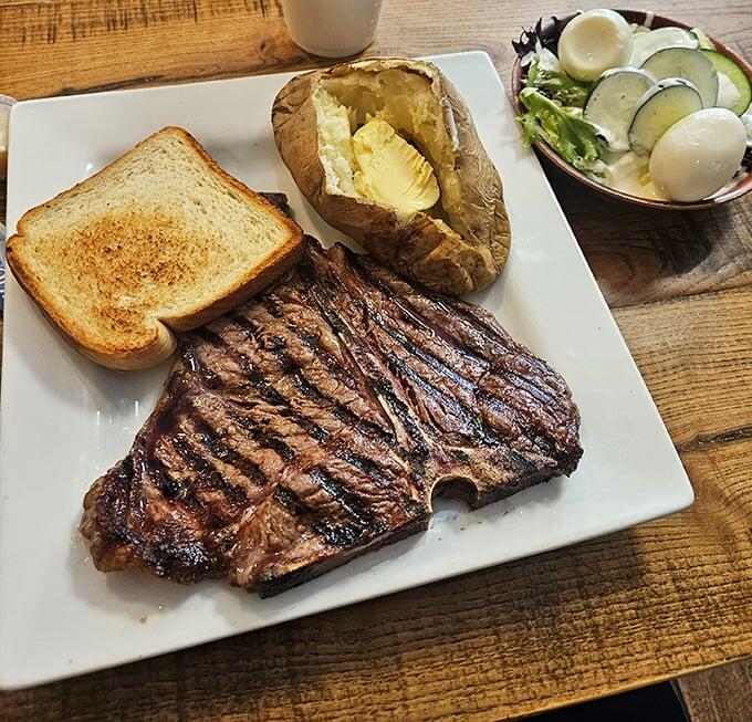 Dallas locals’ secret: Best salmon at a steakhouse