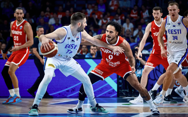 Turkey Handles Estonia Confidently, Advances to Round of 16