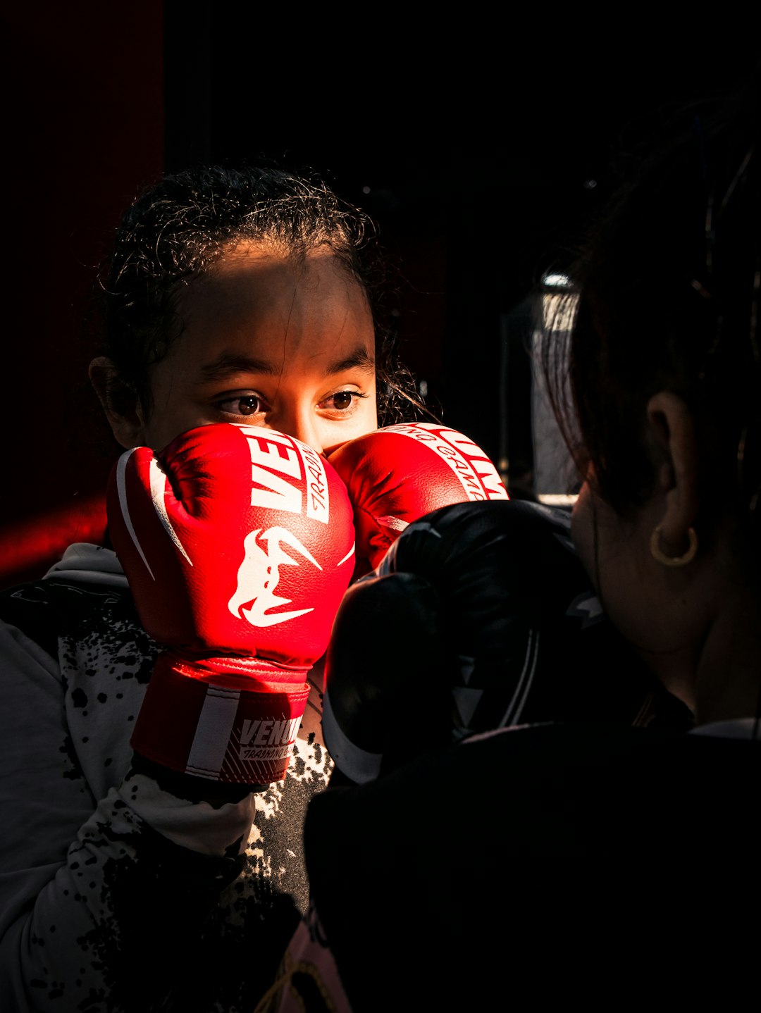 My daughter punched a bully and I refuse to make her apologize 😡