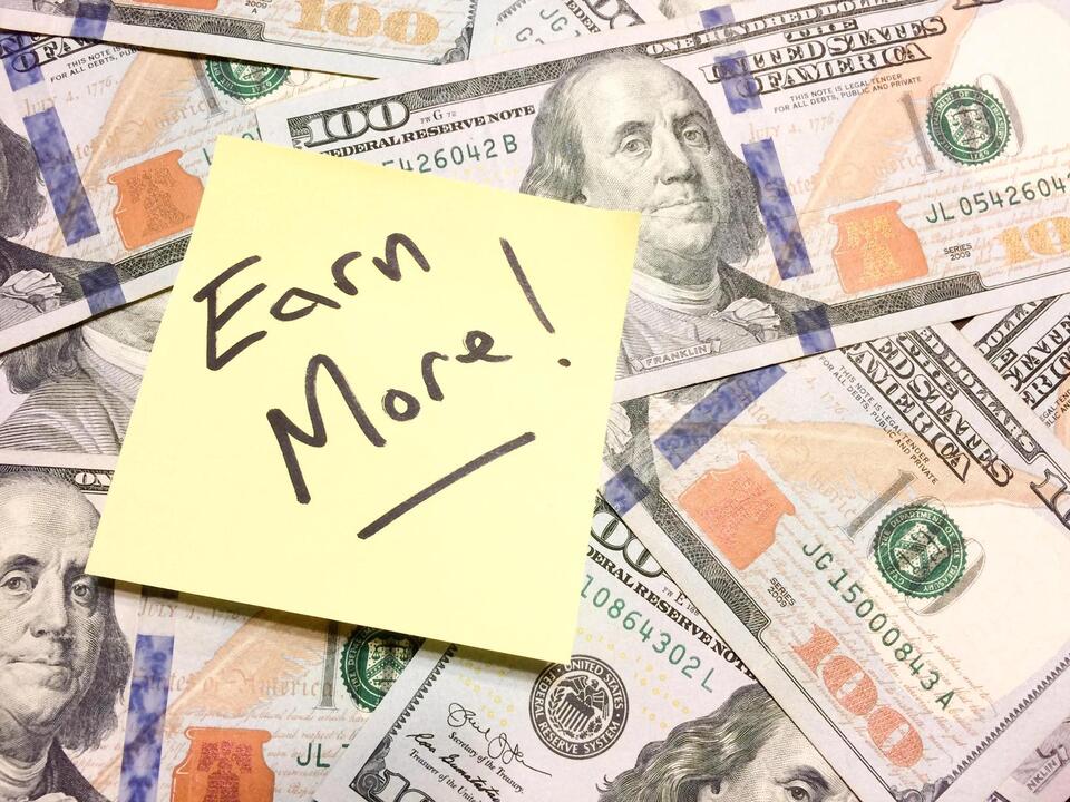 CD Rates Dropping? Here’s How to Win Now