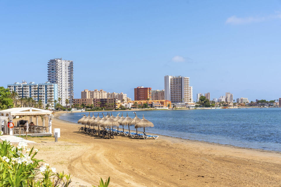 Luxury Hotel Stay Turns Into Salmonella Nightmare