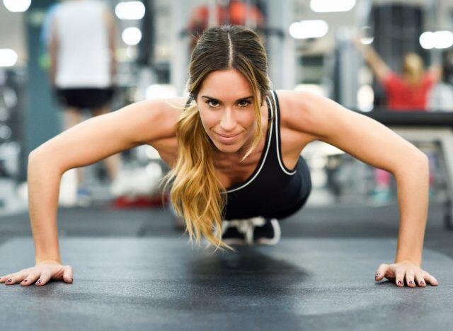 6 Floor Moves That Actually Melt Belly Fat