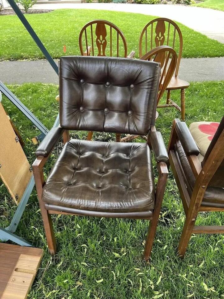 Curbside treasures: Scoring almost-new finds