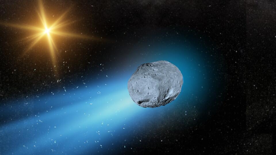 Ancient Interstellar Comet Zooms By!