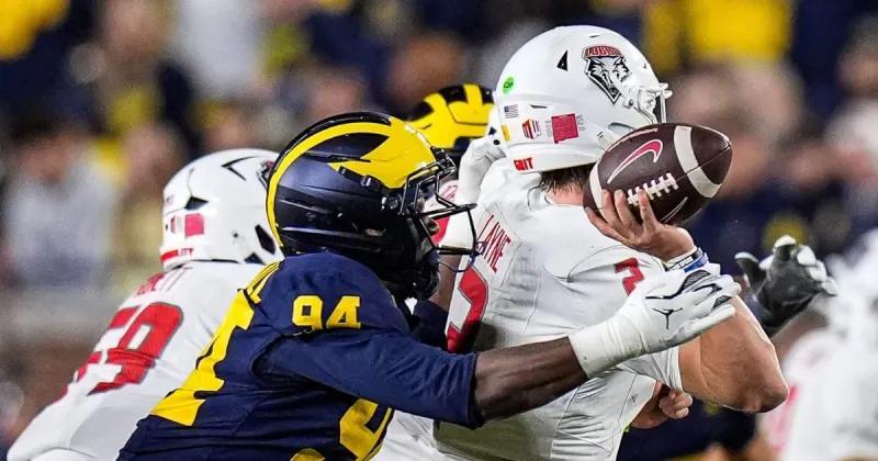 Michigan’s Nate Marshall makes a statement