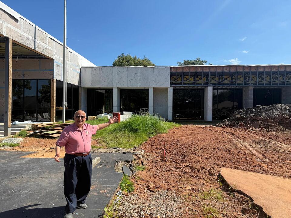 Athens’ biggest steakhouse is coming soon!